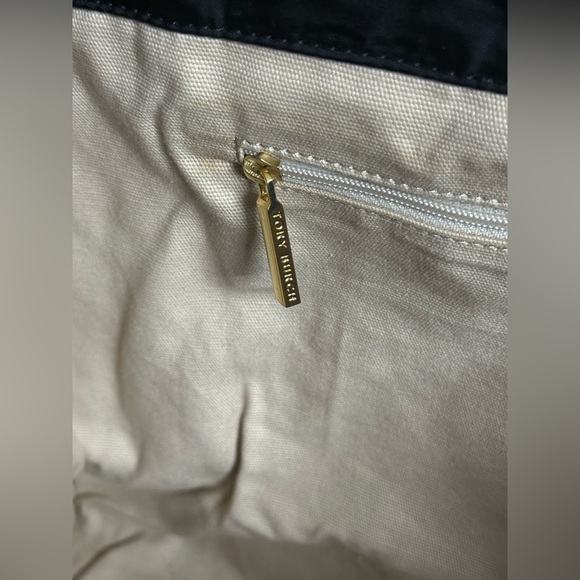 Tory Burch Large Ella Tote Black Nylon Patent Logo Shoulder Bag - Picture 8 of 8